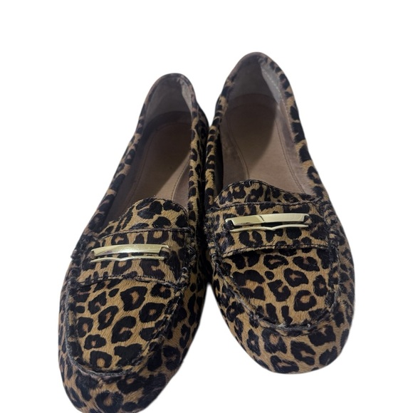 Vionic Leopard Pattern Flats - Picture 3 of 8